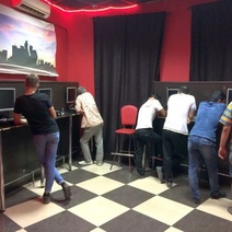 В Оренбурге полицейский помогал преступникам вести незаконный игорный бизнес