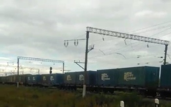 Нижнесакмарцы бьют тревогу: в поселок остался один въезд и тот бывает перегорожен