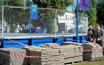 Подрядчик не увидит денег за ремонт стадиона «Нефтяник», пока все не переделает
