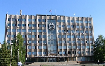 В Орске здание администрации вновь исписали вандалы