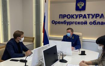 Первому замминистра областного Минздрава прокуратура объявила предостережение