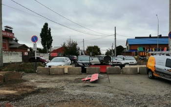 В Оренбурге из-за закрытого перекрестка улиц Ст.Разина и Аксакова выстраиваются пробки