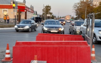 Перекрёсток улиц Терешковой и Орской вновь лучше объезжать 