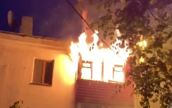 В Медногорске полыхала квартира в многоквартирном доме