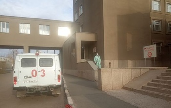 Оренбуржцы жалуются, что брошены в ковид-центре «один на один» с болезнью