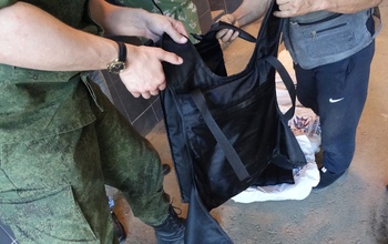 В Оренбуржье на границе задержали фуру с партией контрабандных бронежилетов