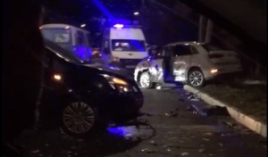 Очевидцы рассказали о тройном жестком ДТП в Оренбурге