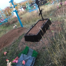 В Тоцком районе пенсионерка разгромила могилы умерших из-за ссоры с их родными