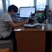 В Бузулуке врач-онколог вывела пациентку из кабинета