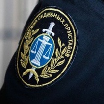 В Оренбурге нерадивая мать пряталась от судебных приставов в развалинах