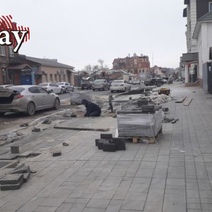 Жители улицы Комсомольской после ремонта тротуаров оказались в «западне»