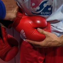 В Сорочинске экс-боксер одним ударом убил человека (18+)