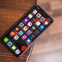 Оренбуржец отсудил у магазина больше 100 тысяч рублей за неисправный IPhone XS