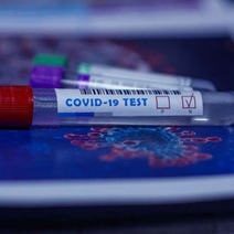 Семейная пара из Орска не сдала тест на COVID-19 после поездки в Турцию