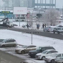 В Оренбурге автомобиль ГИБДД угодил в придорожный кювет