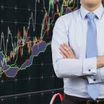 Пытавшийся стать биржевым брокером оренбуржец лишился 345 тысяч рублей