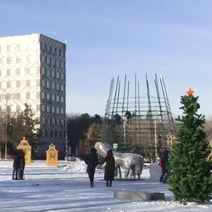 В новогоднюю ночь из-за фейерверка перекроют часть проездов у площади Ленина