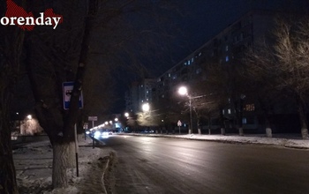 Оренбуржцы пока недовольны предновогодним убранством областного центра