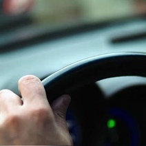 Ранее судимый житель Орска угнал автомобиль, потому что сильно замёрз