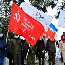 Останки пилота из Оренбуржья торжественно захоронили в Краснодарском крае