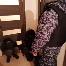 В Бугуруслане грабители спрятались от силовиков в ванной комнате