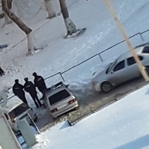 Из окна оренбургской многоэтажки на проспекте Гагарина выпала женщина