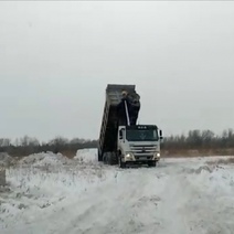 Полиция и прокуратура Оренбуржья взяли на контроль вывоз снега в пойму реки Урал