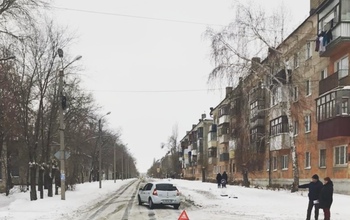 В Гае под колеса легкового автомобиля попала 11-летняя девочка
