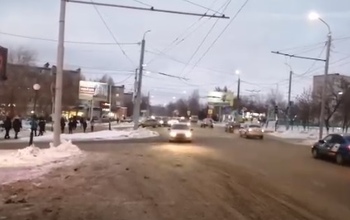 В Оренбурге уже не первый день на оживленном перекрестке не работает светофор
