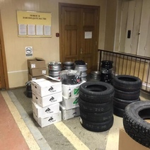 В Оренбурге со склада похитили автомобильные шины на 270 тысяч рублей