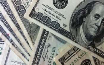 Неизвестные незаконно перевели из Оренбурга в США 282 тысячи долларов