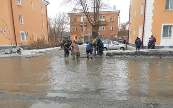 Из-за порыва водовода в Новотроицке школьников ждет сокращенный учебный день