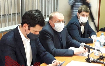 В Оренбурге начался суд над экс-министром образования Вячеславом Лабузовым