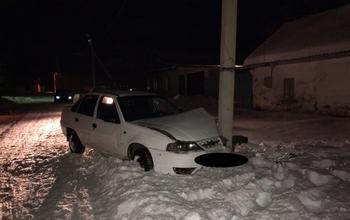 В Новоорске пьяный угонщик попал в ДТП, скрываясь от полиции