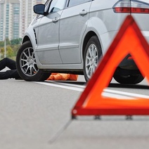 Водитель-пенсионер из Орска утверждает, что пешеход сам прыгнул ему под колеса