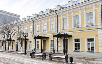В правительстве Оренбуржья трещины на фасаде театра кукол назвали 