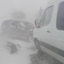 В метель на трассе под Гаем произошло массовое ДТП