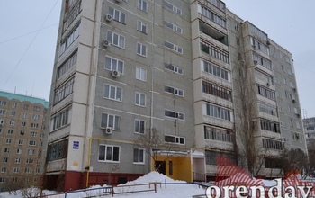 В Оренбурге новые лифты в многоэтажках на улице Чкалова так и не работают
