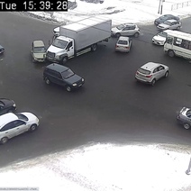 В Оренбурге из-за ДТП проспект Победы стал двухполосным