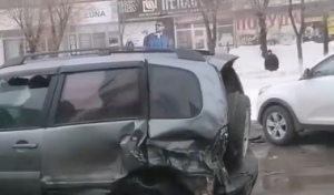 Участниками ДТП в Оренбурге стали несколько автомобилей