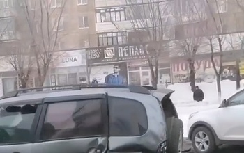 Участниками ДТП в Оренбурге стали несколько автомобилей