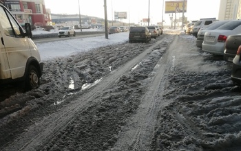 В Медногорске коммунальщики даже после критики губернатора не особо хорошо расчищают город от снега