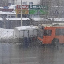 В Оренбурге хлебовозка столкнулась с троллейбусом