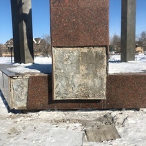 В Оренбурге вандалы снова повредили памятник Юрию Гагарину