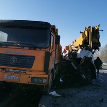 Под Оренбургом столкнулись два грузовика: есть пострадавшие