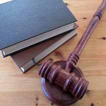 Пенсионеры из Новотроицка пытались взыскать с сына алименты на содержание