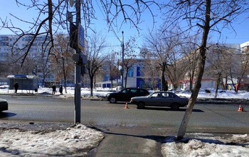 В Оренбурге школьница попала под колеса авто прямо на пешеходном переходе