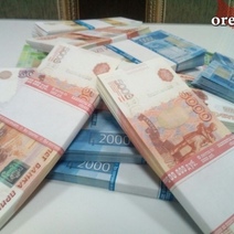 В Оренбурге 65-летняя женщина похитила почти 500 000 рублей, чтобы расплатиться с долгами