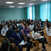 Студентам ОГУ рассказали о Викторе Илюхине