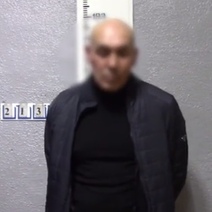 В Оренбурге ограбивший с ножом магазин и парикмахерскую мужчина лишился свободы на 6 лет